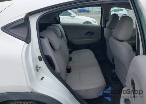 2016 Honda Hr-V Lx z USA, uszkodzony, nr VIN 3CZRU5H38GM700308